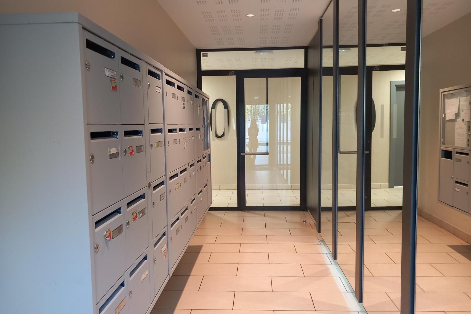 69A - Cosy Studio Ideally Located Lyon Gerland Exterior photo